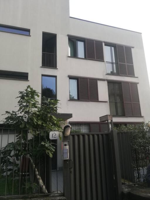 La Casa Di David Apartment โกโม ภายนอก รูปภาพ