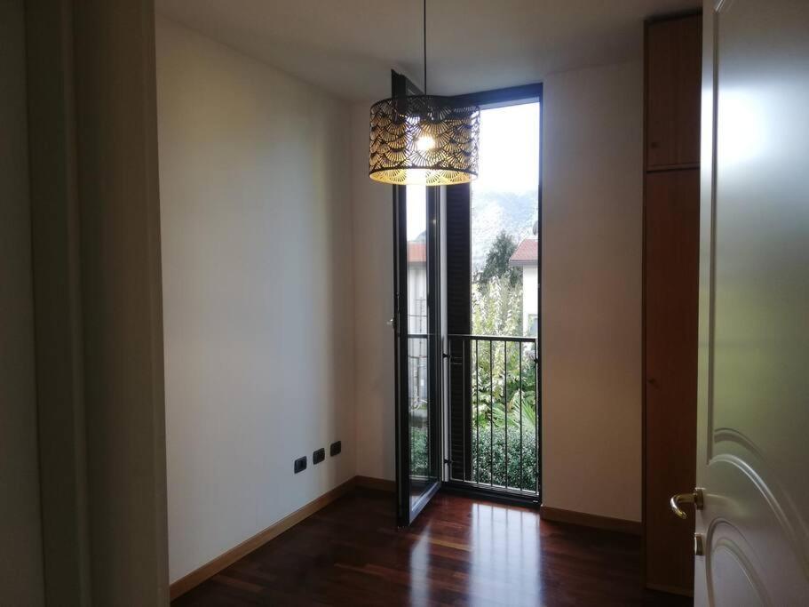 La Casa Di David Apartment โกโม ภายนอก รูปภาพ